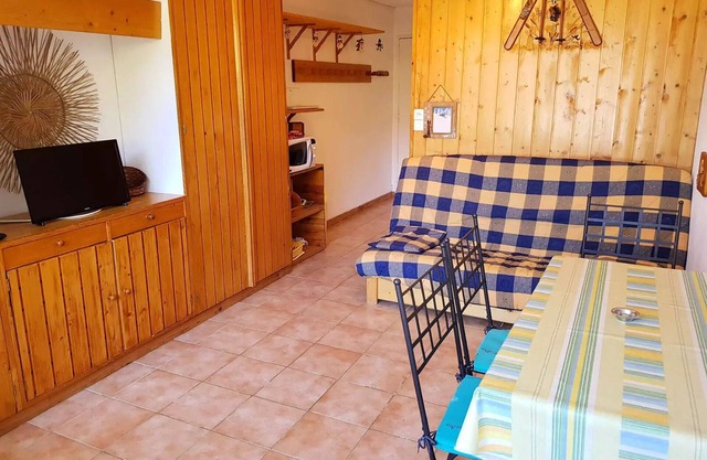 Residence Les Charmettes - Studio 2 people in Arc 1600 nice beautiful view on the slopes near the slopes and shops