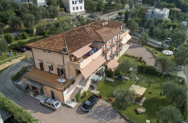 Residence Villa Margherita Deluxe Suite with terrace