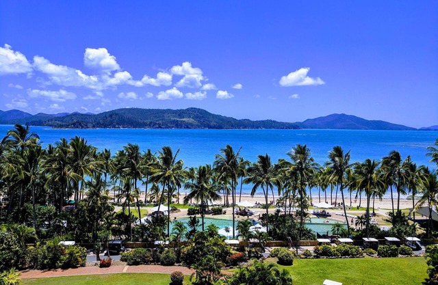 Resort apartment with panoramic beach views