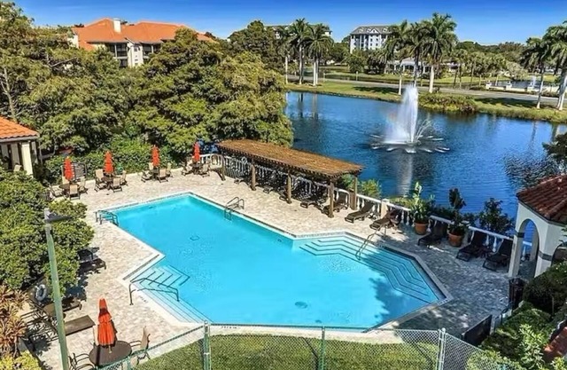 Resort Living - 3 BR escape in Clearwater/St Pete with all the amenities!