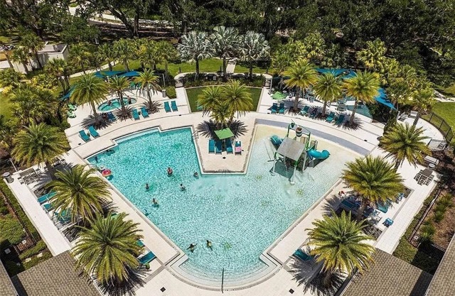Resort-Style House Near Disney - 6 bedrooms for your family or friends