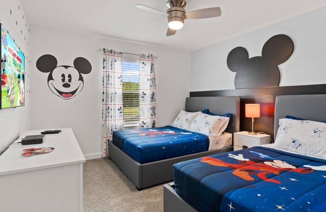 Restful Townhouse 4Bed/3Bath/Pool/5Min From Disney