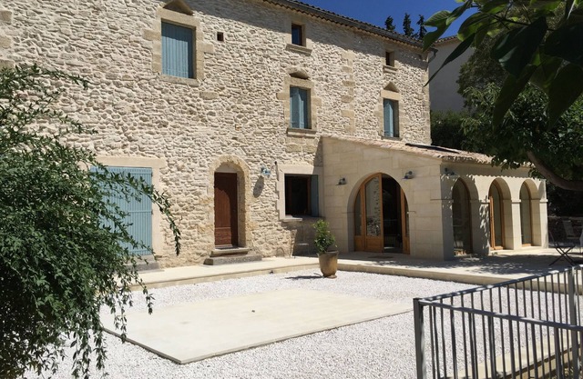 Restored Traditional Stone House with AC, Garden and Parking. New Pool in 2024