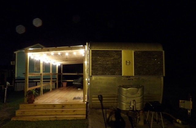 Retro Retreat. Swimming Pool, Hot Tub, High-speed Wifi, Pet friendly!
