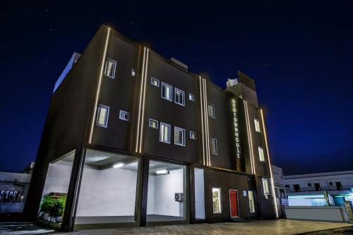 RG SUITES Xotel OMR THORAIPAKKAM