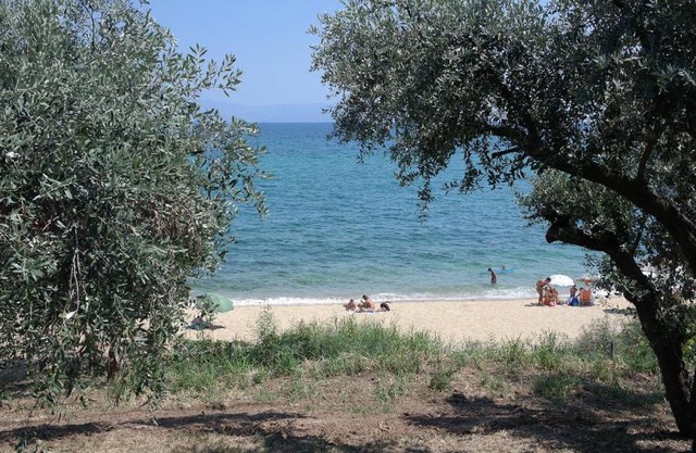 RHOMBUS by the sea