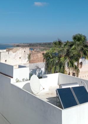 Riad Azama