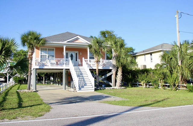 Rising Tides Properties "Just Peachy"