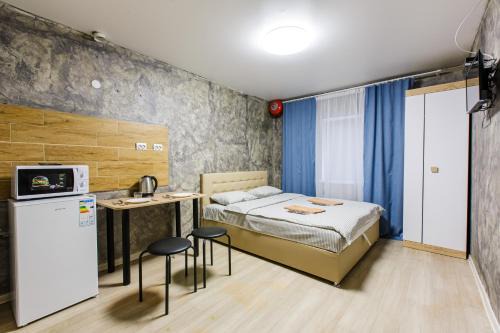 River House Apartments