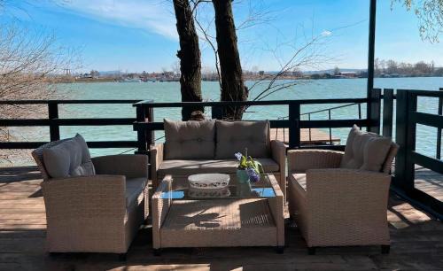 River House Zizi