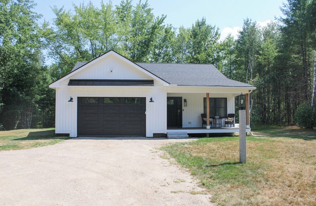 River’s Edge Retreat – A Cozy Home for Families & Friends