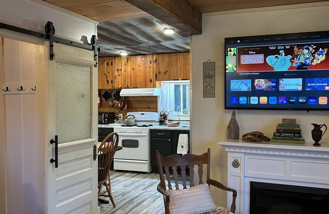 River's Edge, Wisconsin River home located in the city of Rhinelander