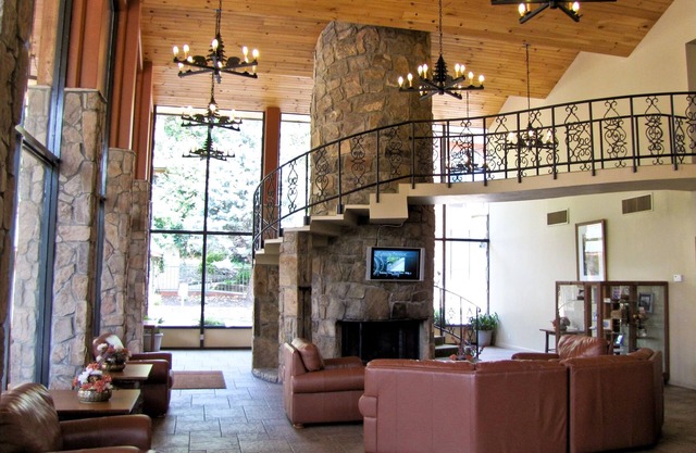 River Terrace Resort & Convention Center