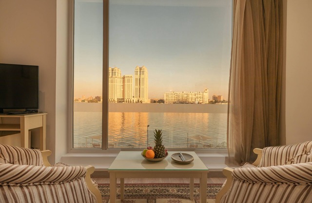 Riverside Hotel