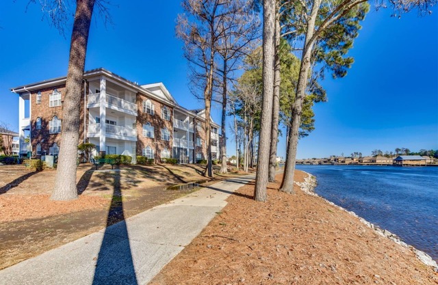 Riverwalk 303