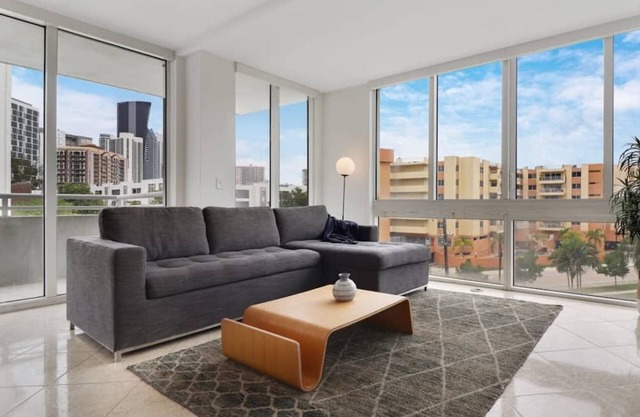 Roami at Sunny Isles | Rooftop Pool | 2 Bedroom