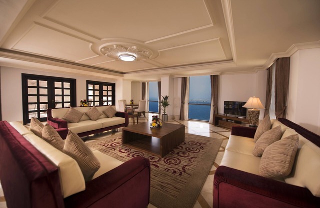 Roda Amwaj Suites