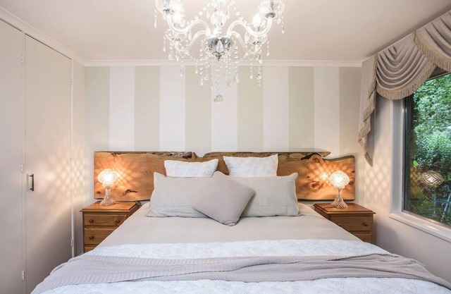 Romantic Forest Escape at The Beeches Olinda Accommodation