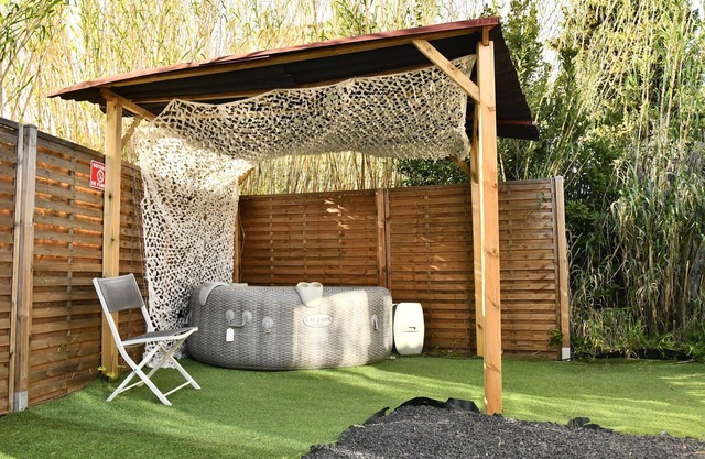 Romantic gite with private spa