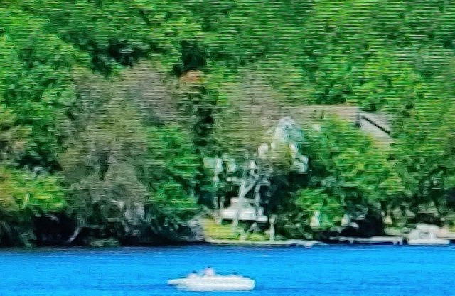 Romantic getaway- hot tub and fireplace with a picturesque view of Lake Harmony!