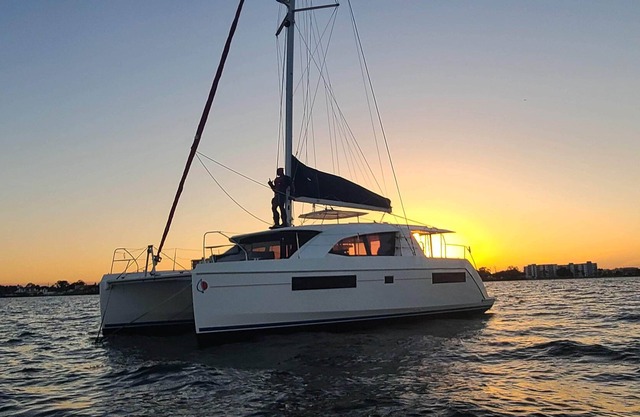 Romantic Sailboat 40ft