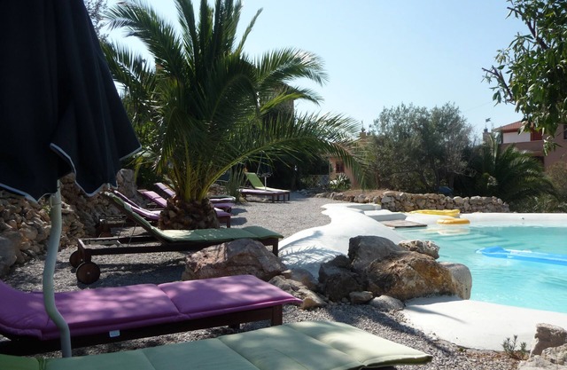 Romantic villa family-friendly:on vacation all the year among art,nature and sea