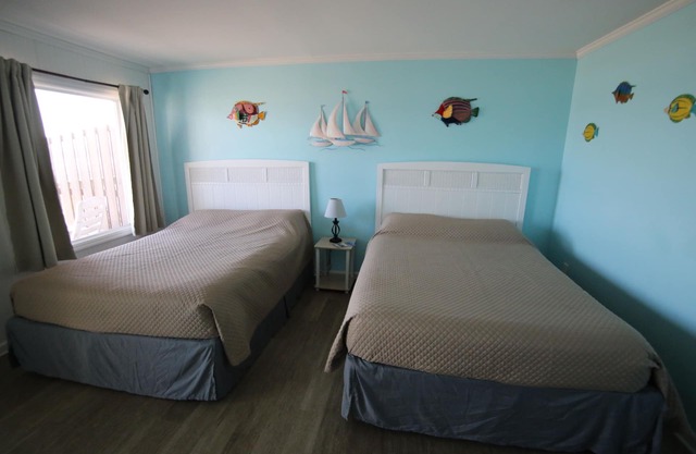 Room#204 Standard 2 Double Beds Pets Yes
