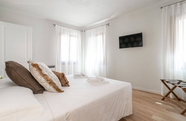 Room 3 - Grifoni Boutique Hotel