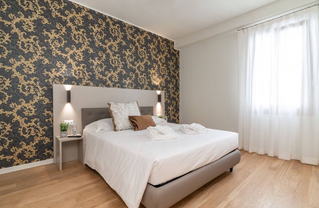 Room 4 - Grifoni Boutique Hotel