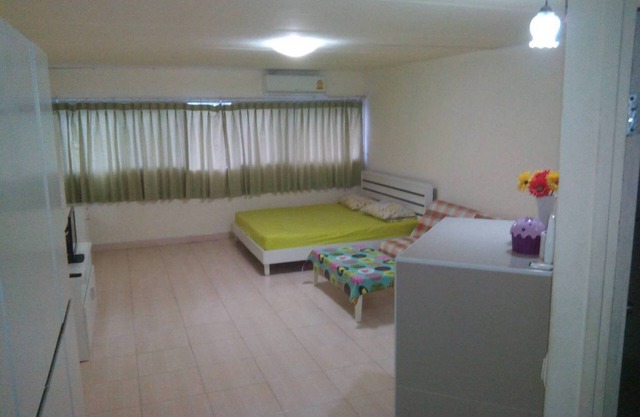 Room-airport Transfer Bangkok &apartment