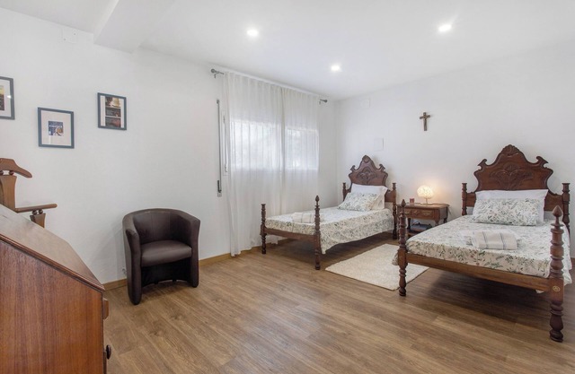 Room 'Santa Madre Teresa' with Shared Terrace, Shared Garden and Wi-Fi