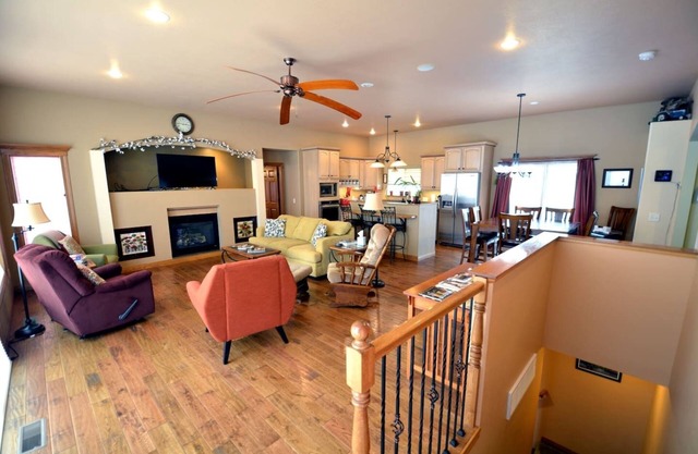 Room To Roam In This Beautiful Home!