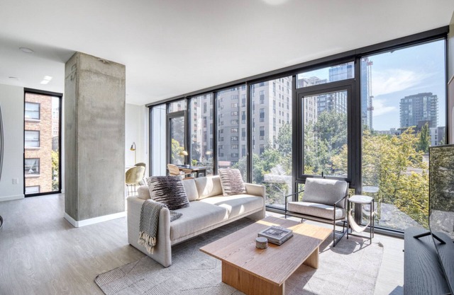 Roomy First Hill 2BR w/Gym & Coworking, by Blueground