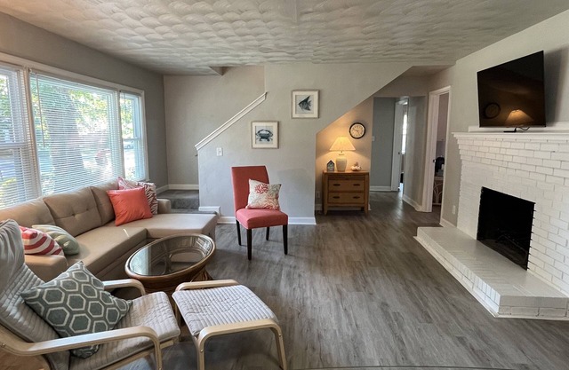 Roomy House in Bayview