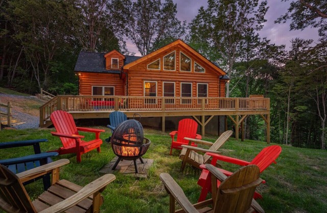 Rooster Nest! New Spacious Cabin