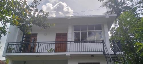 Rose Apartment