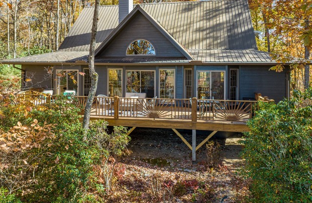 Rosie's Ridge | Sunset View | Highlands, NC | (NEW) Booking Winter 2022!