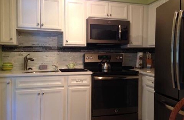 Royal Harbor Pet Friendly! Naples #1 place in the country to live. Come see why