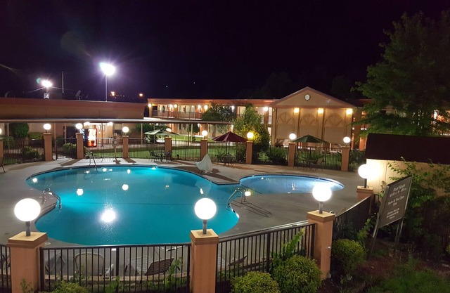 Royal Inn