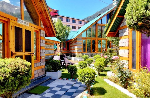 Royal Kalinga Cottages Manali, Affordable Cottage in Manali with Mountain View