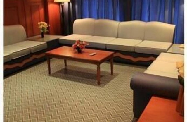 Royal Plaza Hotel Apartments