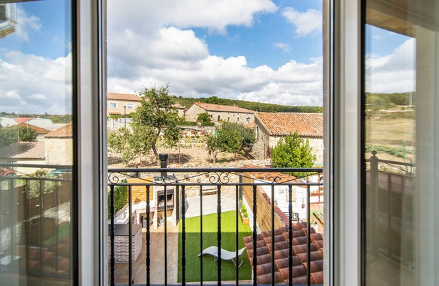 Rural house 20 minutes from Burgos