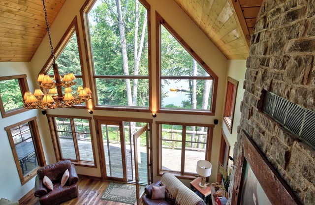Rustic cottage Tremblant - La Maison Rouge