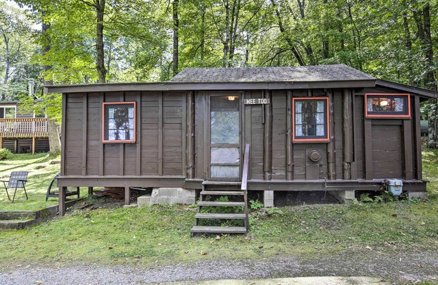 Rustic Hayward Cabin With Spider Lake Access!