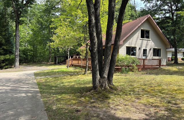 Rustic Retreat- This cabin in the woods is the perfect getaway!
