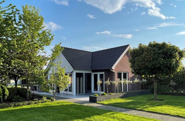 Rustig gelegen luxe verblijf in Dirksland, Goeree Overflakkee te Zuid-Holland