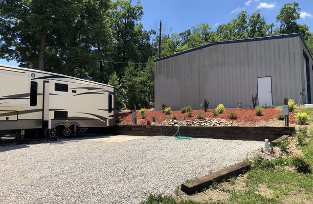 RV SITE-LAKE HAMILTON-SPACE B