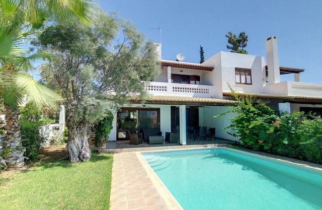 RVG 82 Luxury Villa with Pool PortoHydra and Dock