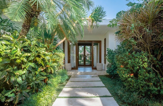 Saba Villa