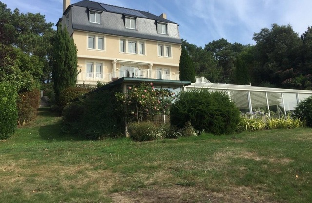 Sables-d'Or | Splendid Villa | Beach at a walking distance| Large heated pool